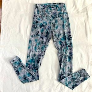 Lululemon leggings, size 4
